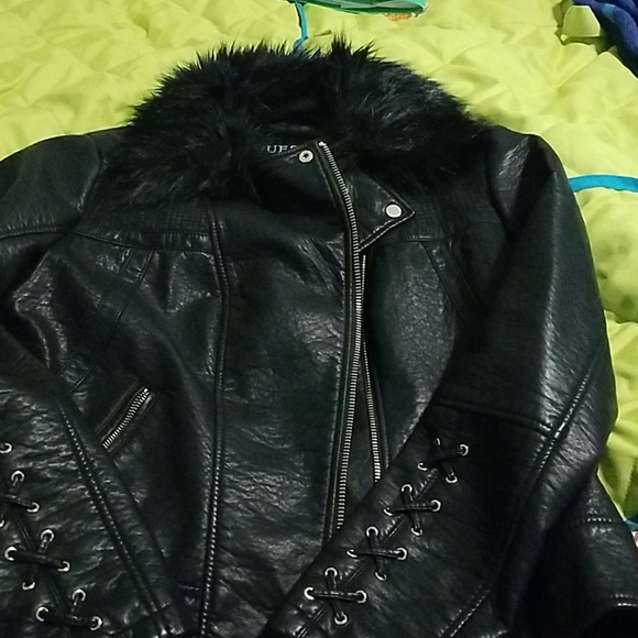 Nice black jacket - Picture 2 of 6